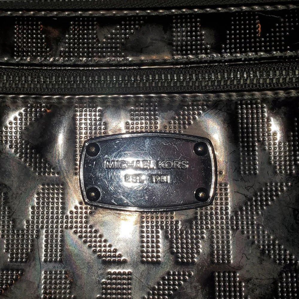Michael Kors Nickel Wristlet Wallet